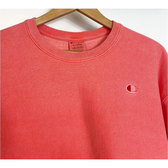 CHAMPION Coral Dyed Crewneck Pullover Sweater - Picture 2 of 4